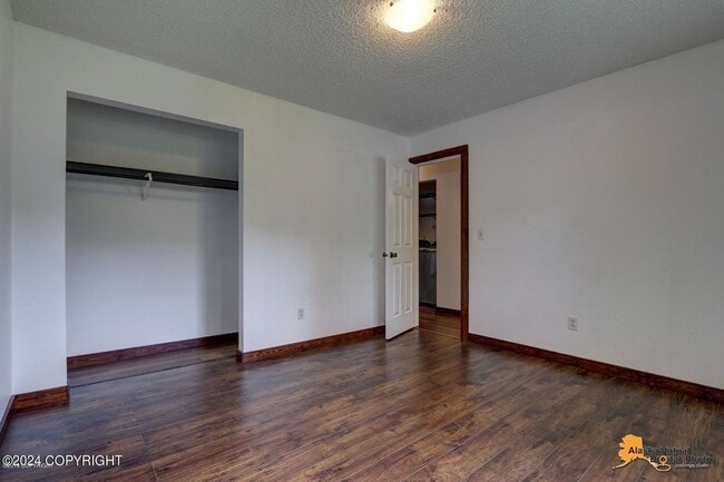 Foto del edificio - 3721 Gardner St