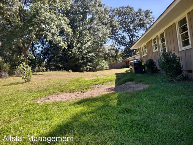 Building Photo - 3 br, 1 bath House - 3610 41st Street