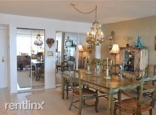 Foto del edificio - 1 br, 1 bath  - 3800 Atlantic Ave Apt 703
