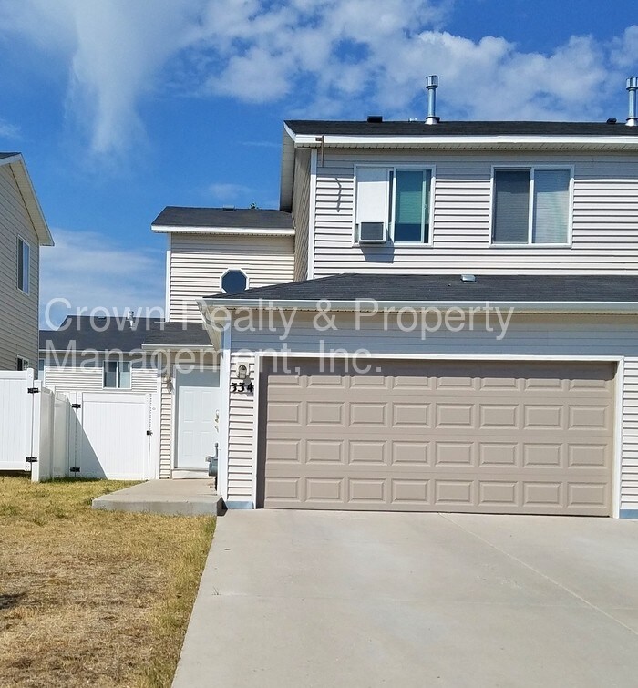 334 Annie Ct, Cheyenne, WY 82007 Townhome Rentals in Cheyenne WY