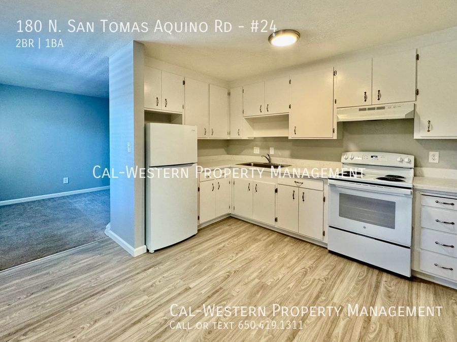 Primary Photo - Spacious, upstairs 2/1 apartment near West...