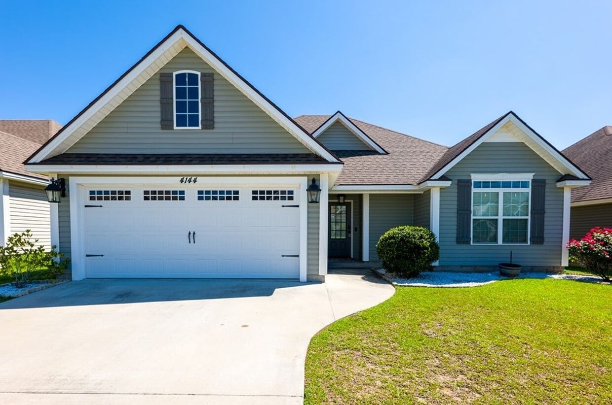 Primary Photo - Southern Charm and Modern Comforts: Rent Y...