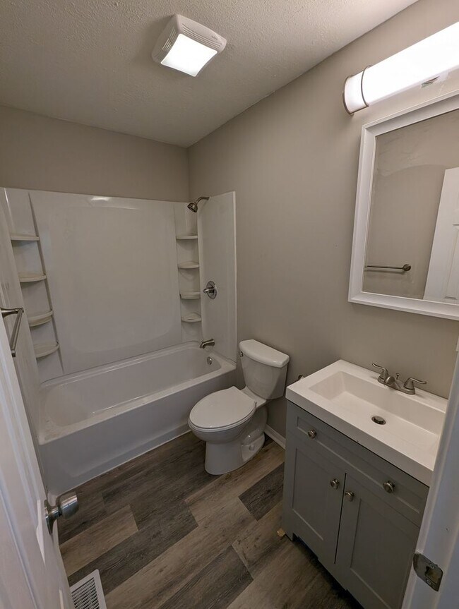 Foto del edificio - Lovely Renovated 3 Bedroom / 1 Bath in Portage
