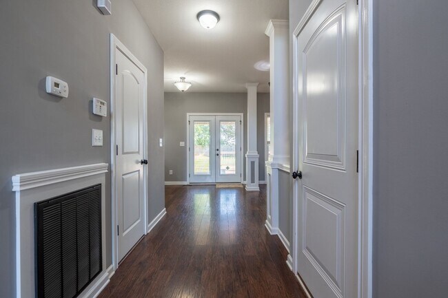Foto del edificio - Gorgeous Single-Family Home Coming Soon!