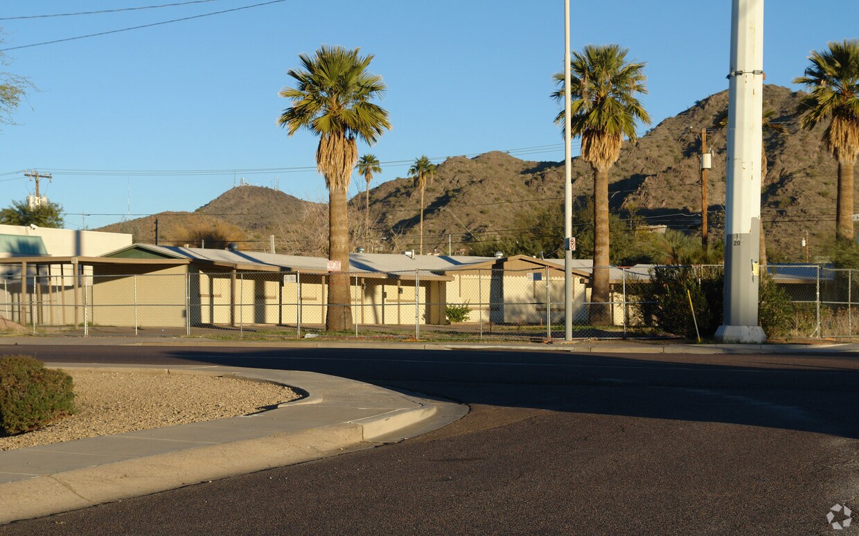 Foto del edificio - Hatcher Apartments