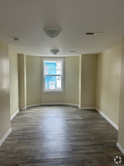 Building Photo - 408 S 9th St