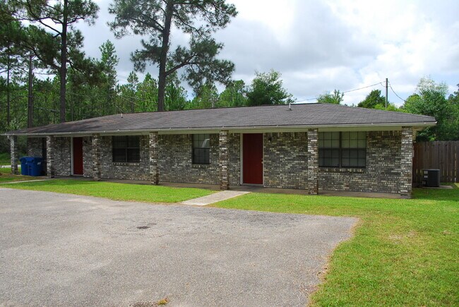 Foto del edificio - 15724 Cook Rd