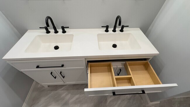 Foto del edificio - Downtown Rental Units