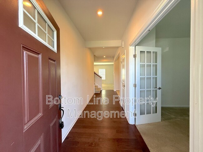 Foto del edificio - 1524 Bailiff Ct SW