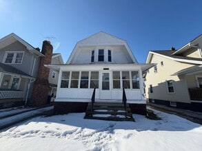 Building Photo - 926 Ogden Ave