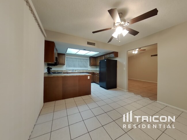 Foto del edificio - 4660 N 75th Ln