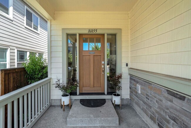 Building Photo - 3 Bedroom Single Family Home in Portland