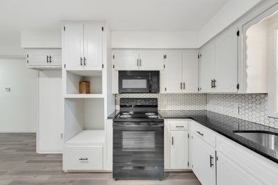 Foto del edificio - 725 W Brock St
