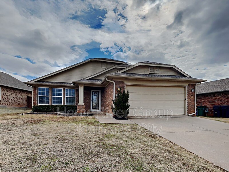 Foto principal - 2804 NW 186th St