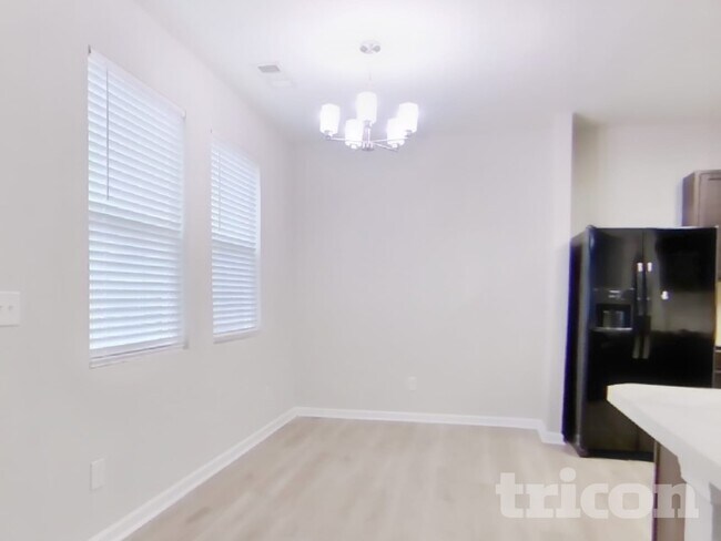 Building Photo - 531 Susie Creek Ln