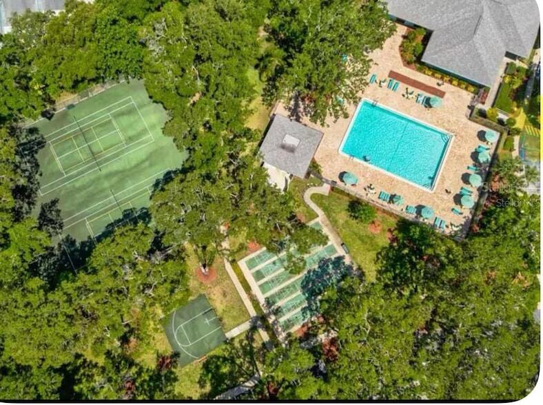 Foto principal - 3300 Fox Chase Cir