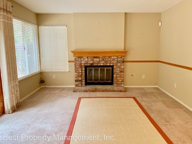 Building Photo - 3 br, 2.5 bath House - 3524 Liberty Court