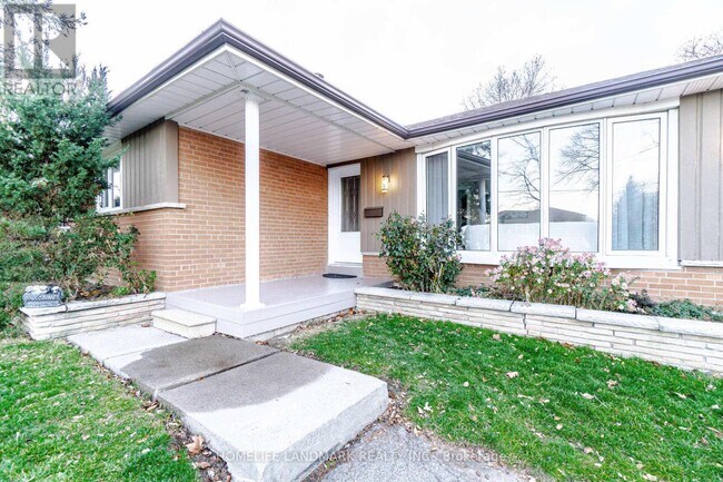 Photo du bâtiment - 640 Netherton Crescent