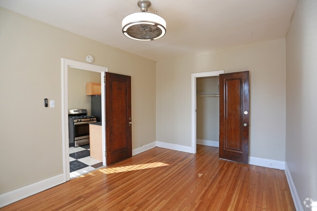 2BR, 1BA - Pearl - Belmont Buckingham