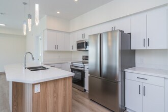 Building Photo - Templeton Heights