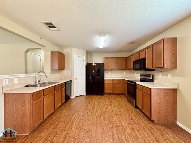 Foto del edificio - Your Perfect Retreat Awaits! A Charming 3-...