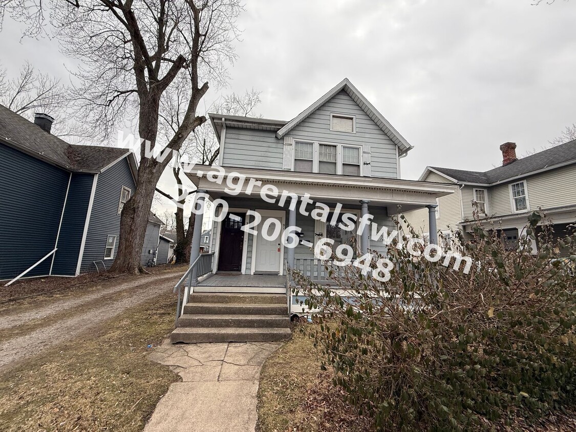 Foto principal - 915 Lincoln Ave