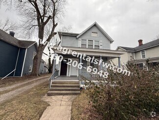 Building Photo - 915 Lincoln Ave