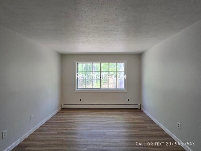 Building Photo - 20 Tall Pines Dr