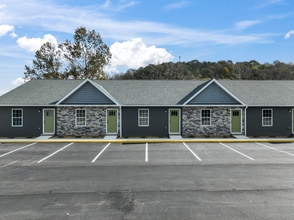 Building Photo - 143 Dixon Dr