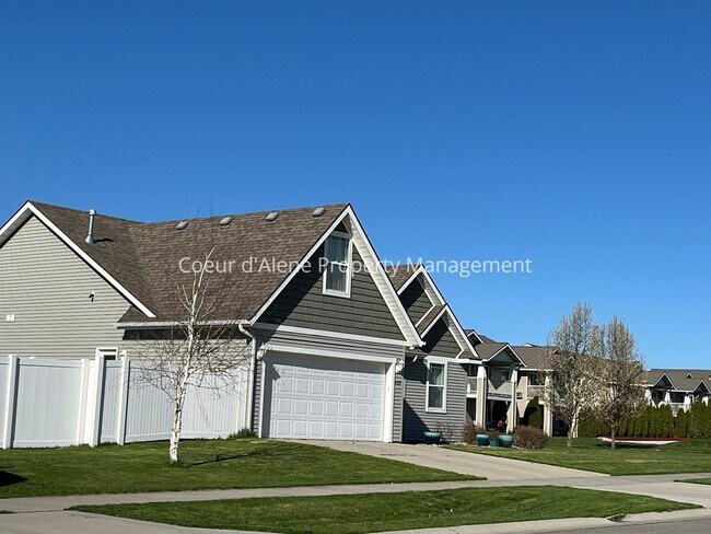 Foto del edificio - 3 bed house with Bonus Room in The Landings!