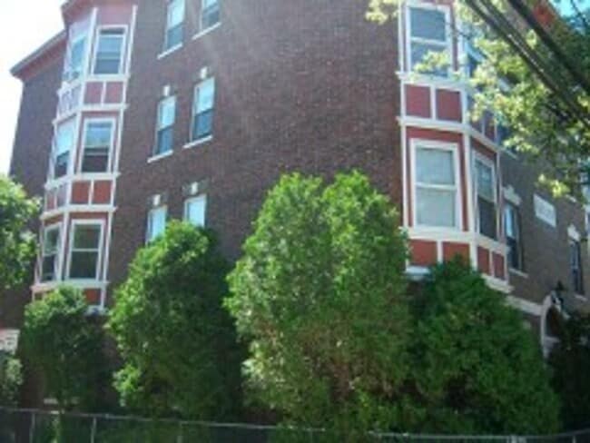 Photo - 4 Bed Apt. - East Cambridge - 9/1