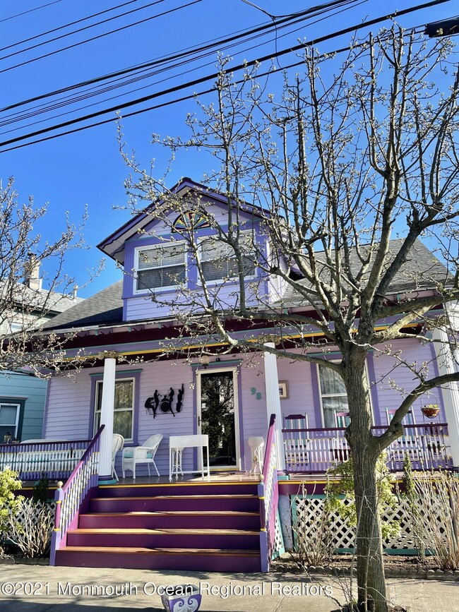 Foto del edificio - 98 Asbury Ave