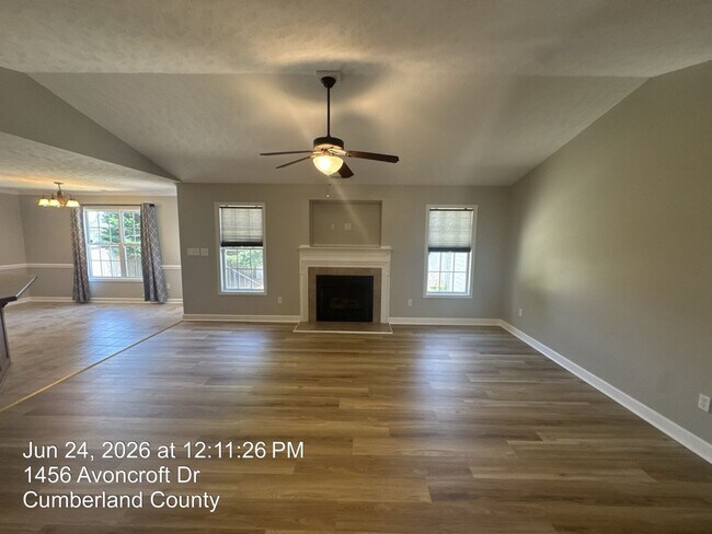 Foto del edificio - 1426 Avoncroft Drive
