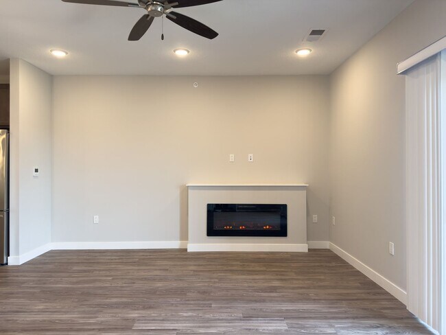 Interior Photo - The Landing at Legends