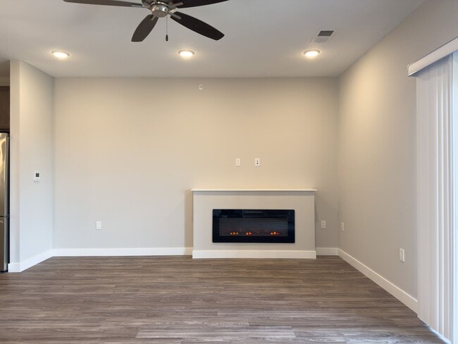 Interior Photo - The Landing at Legends