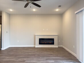 Interior Photo - The Landing at Legends