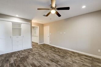 Building Photo - 3491 Balboa Cir