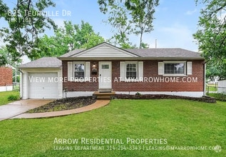 Building Photo - 825 Teurville Dr