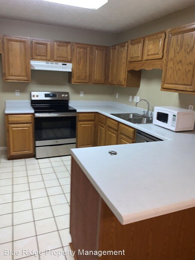 Building Photo - 2 br, 2 bath House - 307 Hawkins Avenue