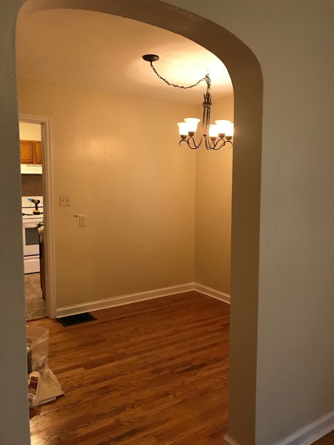 Foto del edificio - 5137 Winthrop Avenue