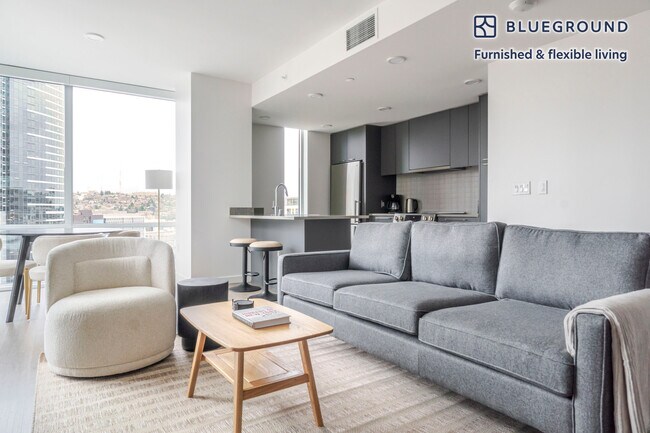 Building Photo - 2019 Boren Ave