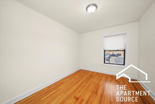 Foto del edificio - 2651 N Spaulding Ave