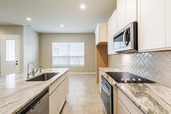 Foto del edificio - 11005 Cres Light Way