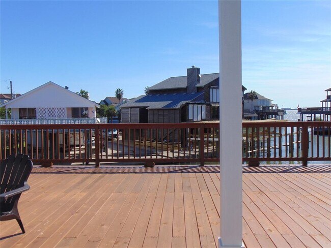 Building Photo - 208 Bora Bora Dr