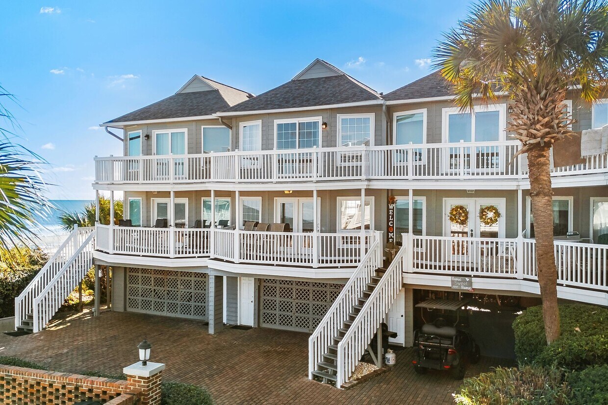 Primary Photo - Oceanfront All-Inclusive Winter Rental Ava...