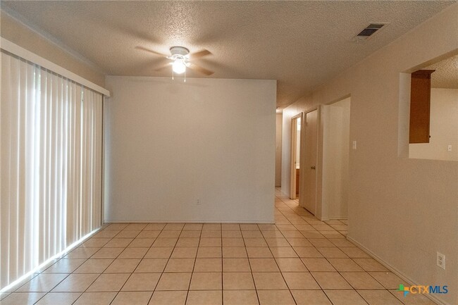 Building Photo - 1301 Westway Dr