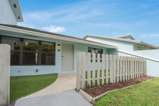 Building Photo - 431 Jupiter Lakes Blvd