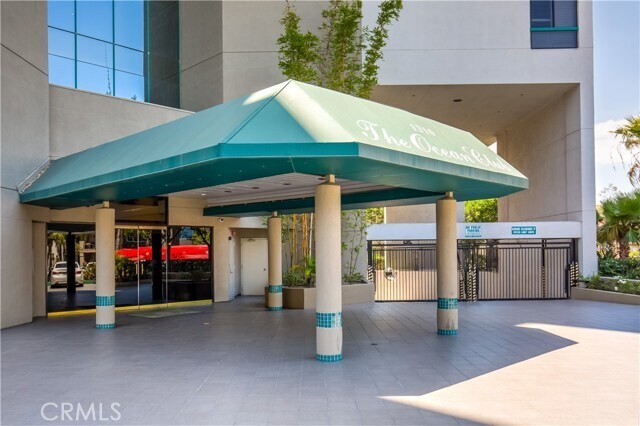 Building Photo - 1310 E Ocean Blvd