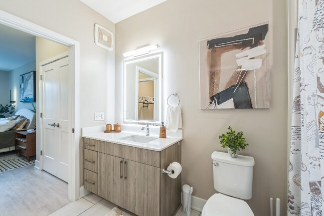 Building Photo - 145 Riverhaven Dr