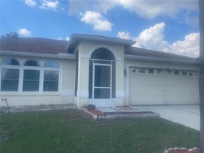 Building Photo - 116 Crescent Ct
